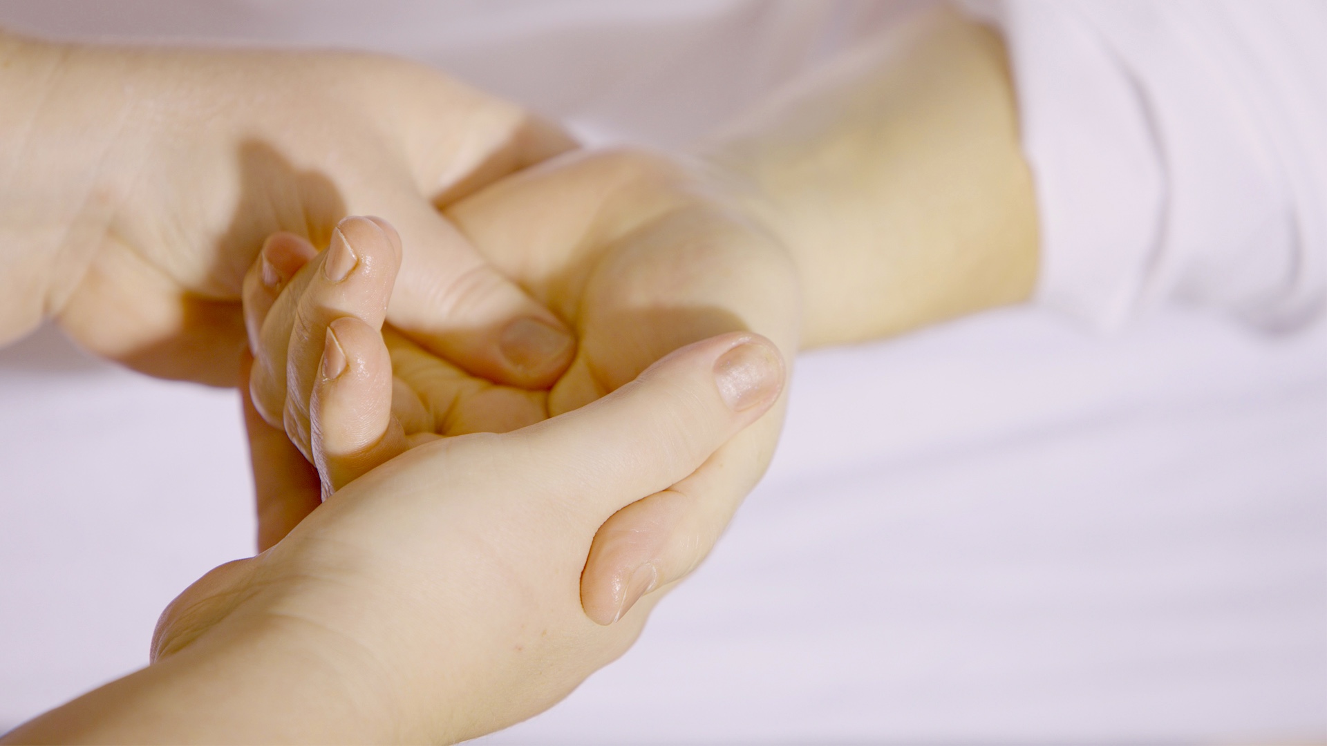 Osteopathie Kieselbronn Behandlung von Babys